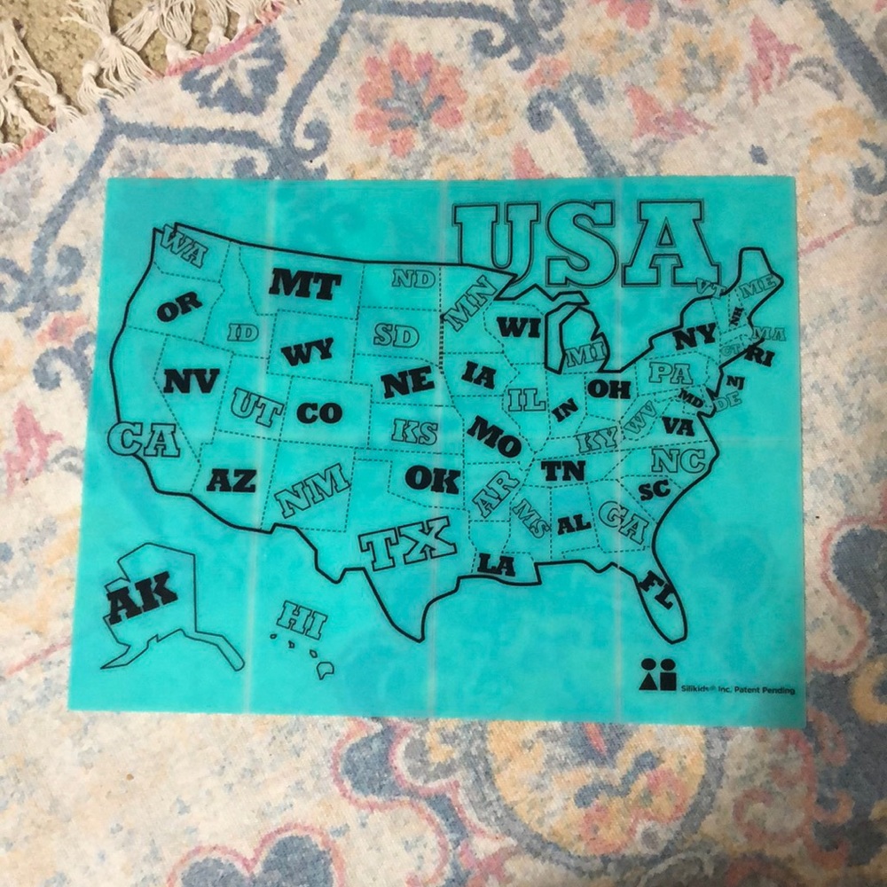 Foldable and Wipeable Child’s Placemat of USA Map